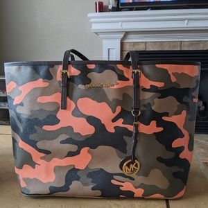 Micheal Kors Bag